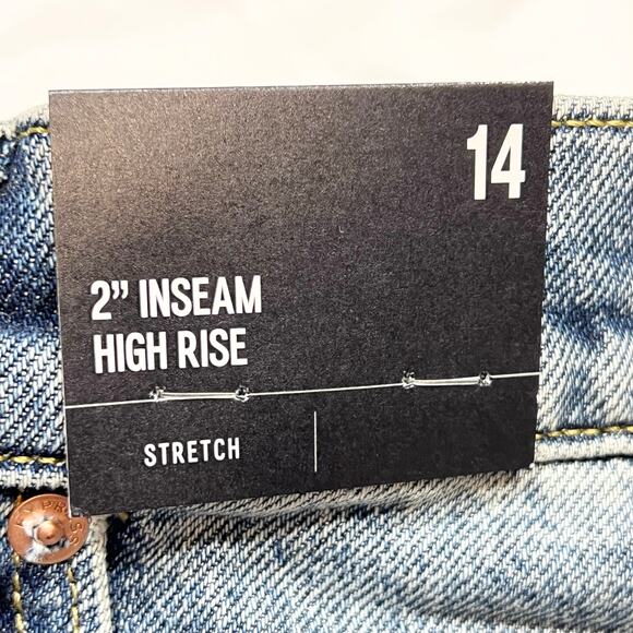 Express Denim Shorts 2" Inseam High RIse Size 14 Blue New - Picture 6 of 9